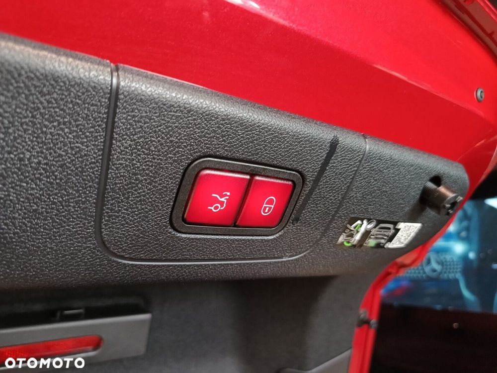 Mercedes-Benz CLA - 14