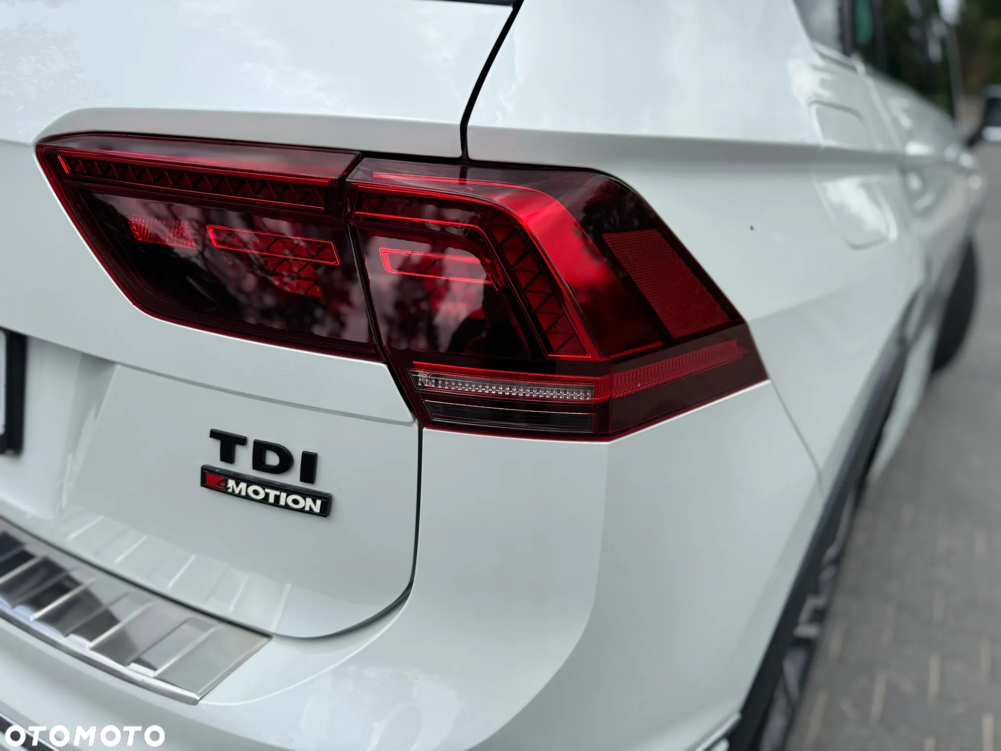 Volkswagen Tiguan 2.0 TDI SCR 4MOTION DSG Highline - 10