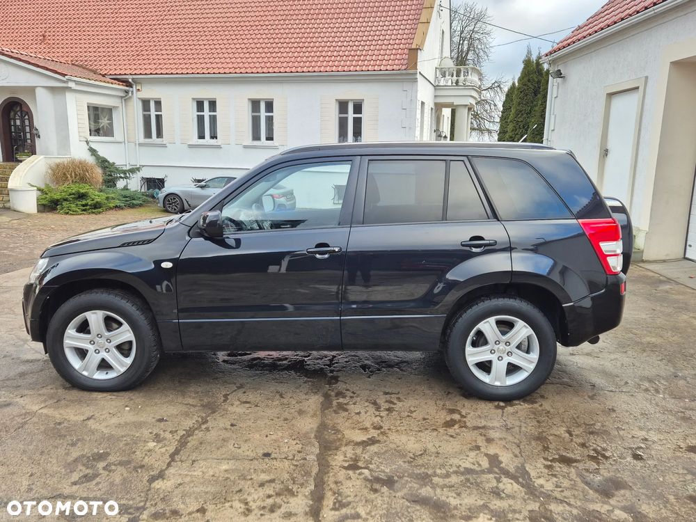 Suzuki Grand Vitara 2.0 Automatik Comfort - 8