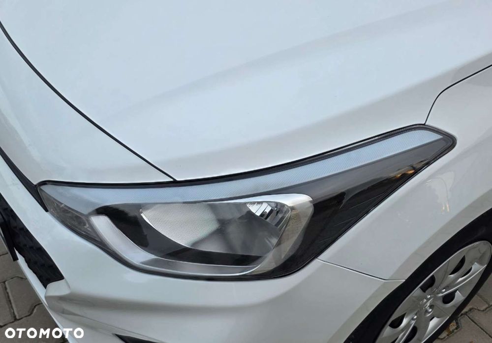Hyundai i20 - 36