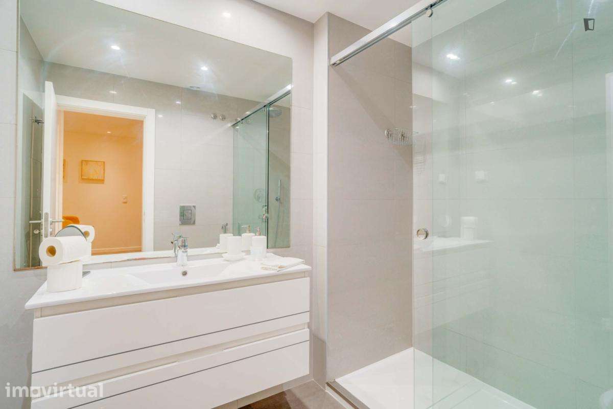 Apartamento com 1 quartos - localizado em Sete Rios Lisbon - Grande imagem: 2/18