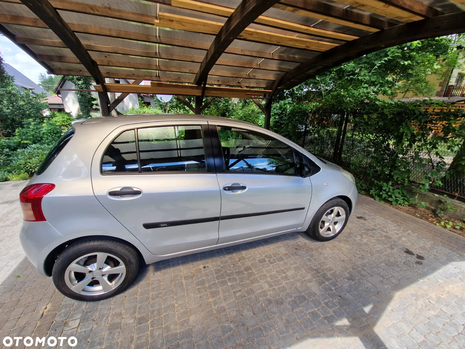 Toyota Yaris 1.3 Sol - 5