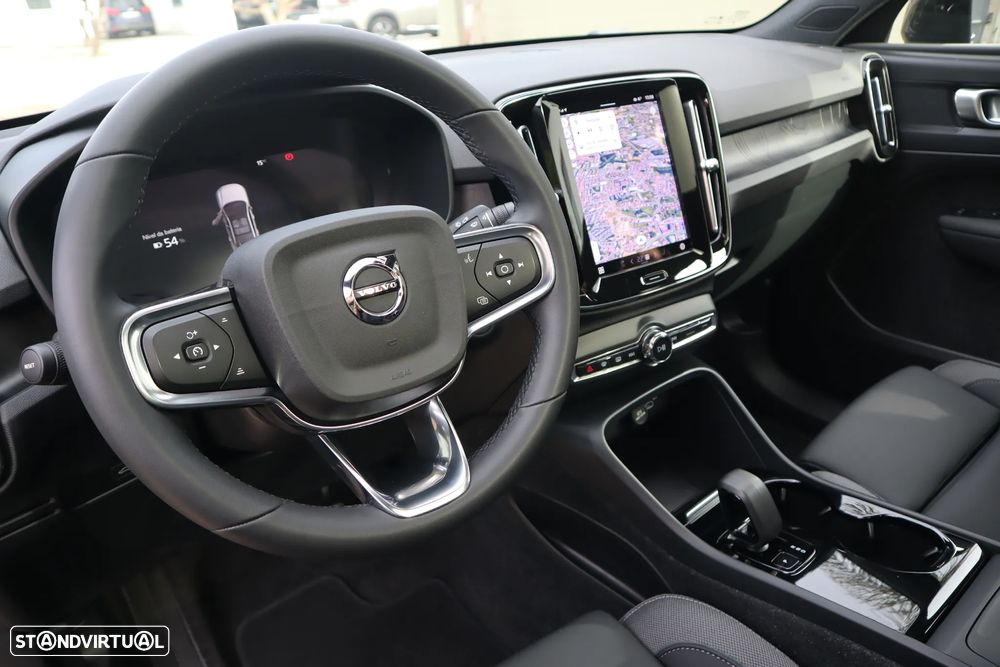 Volvo C40 Recharge Twin Motor Plus - 19