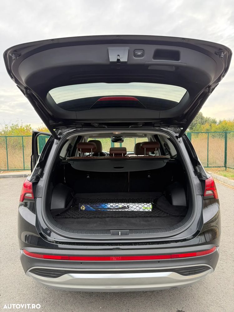Hyundai Santa Fe 1.6 l 230 CP 4WD 6AT Luxury - 9