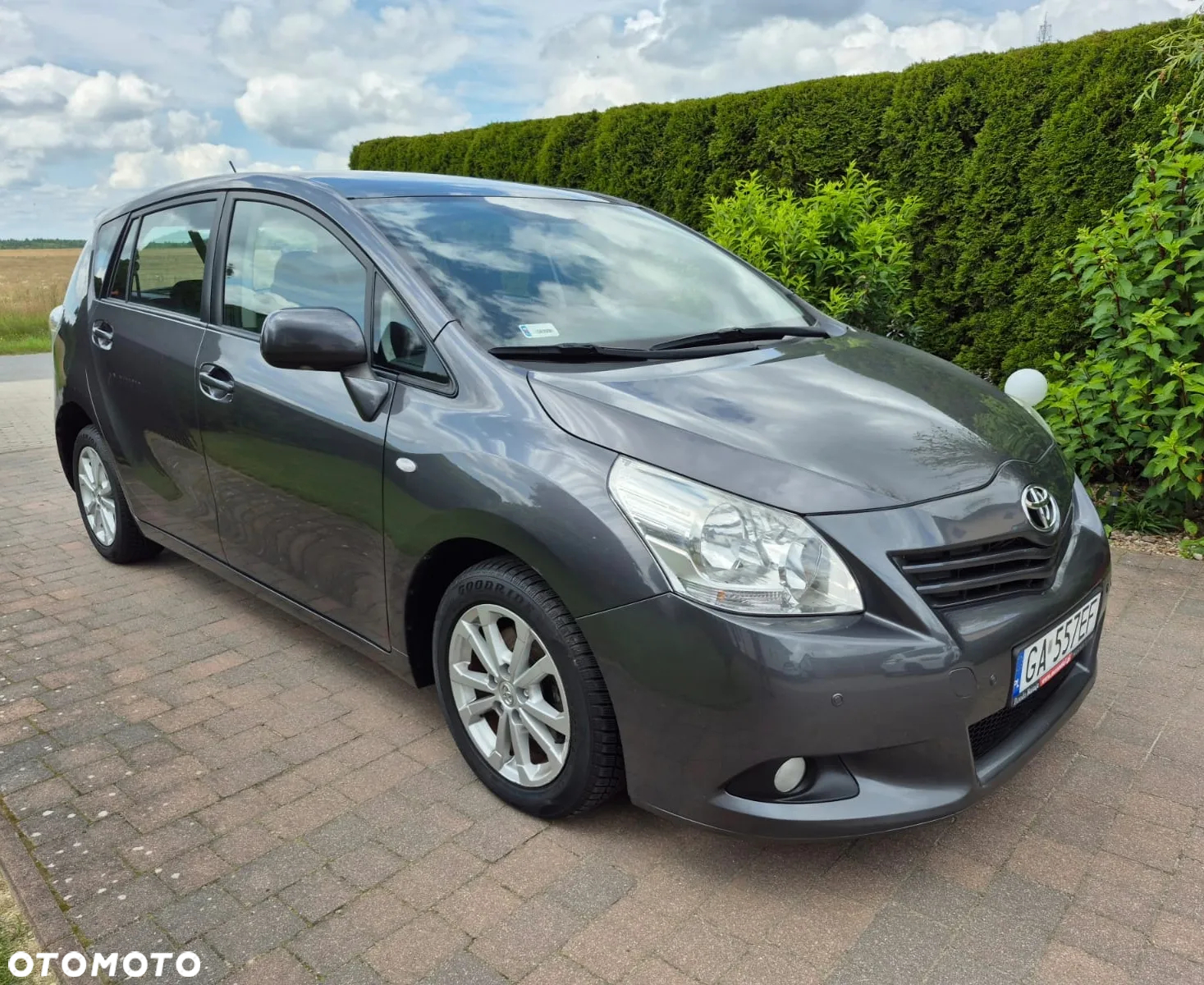 Toyota Verso 2.0 D-4D Sol - 2