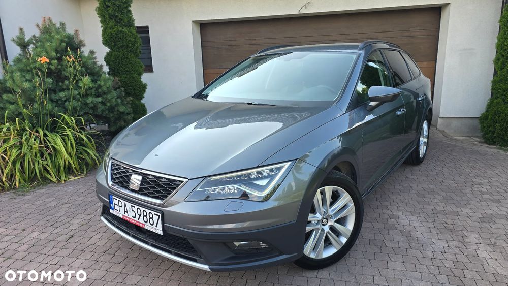 Seat Leon 1.8 TSI Start&Stop DSG XCELLENCE - 2