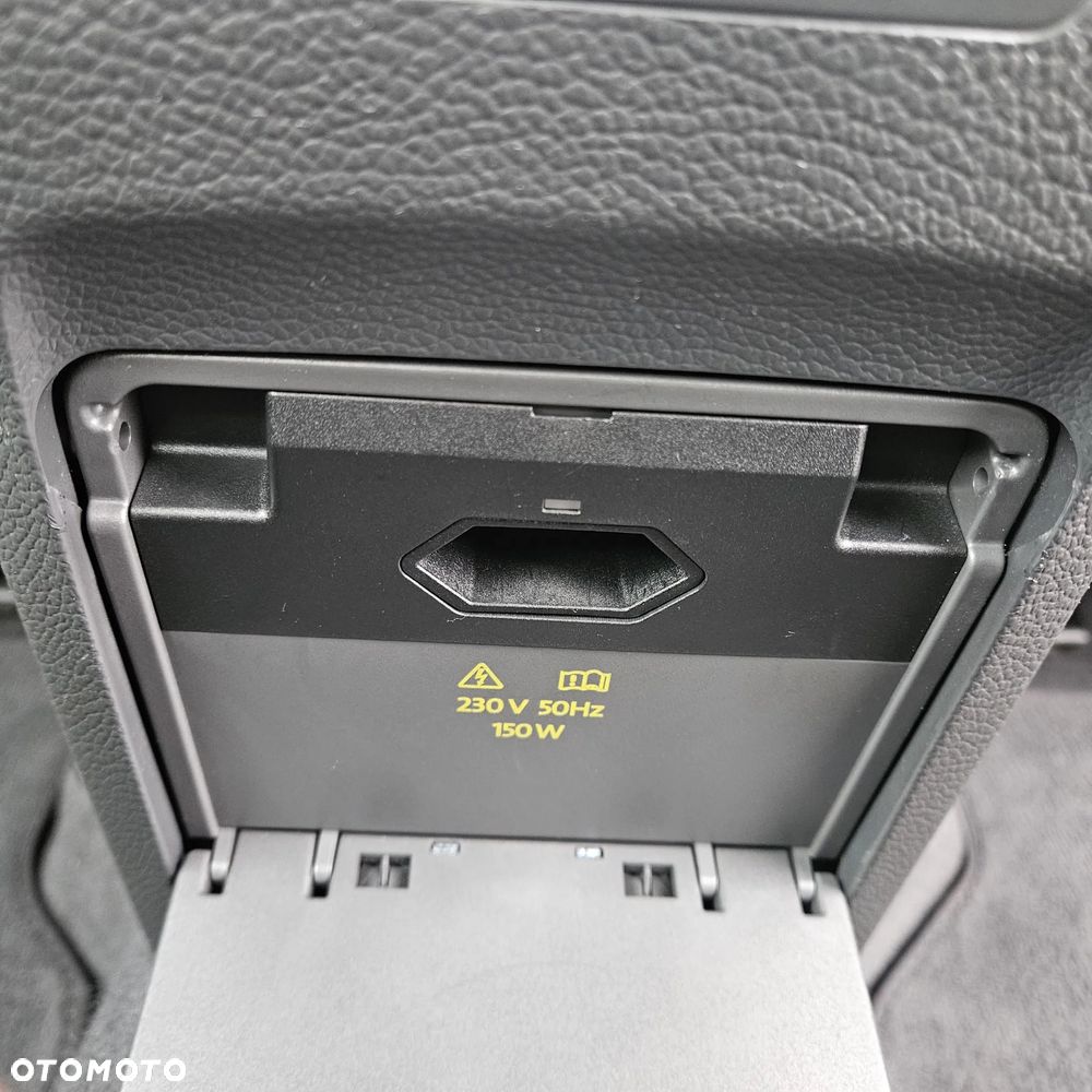 Volkswagen Jetta 1.9 TDI United - 24