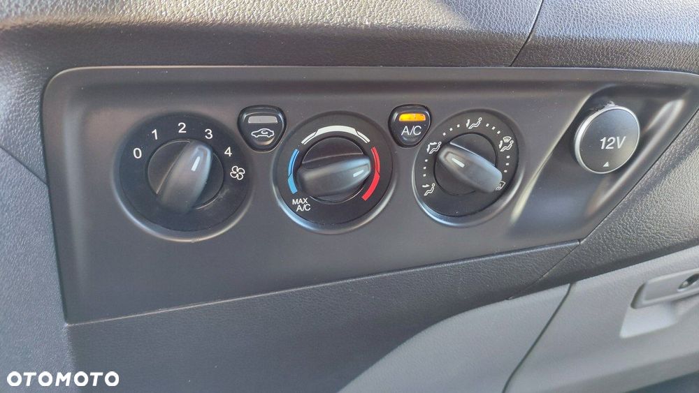 Ford Transit Custom - 33