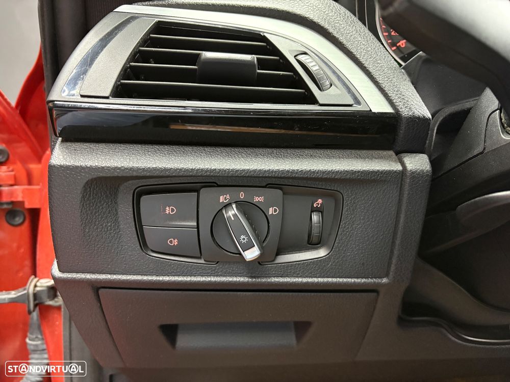 BMW 118 d Pack M - 44