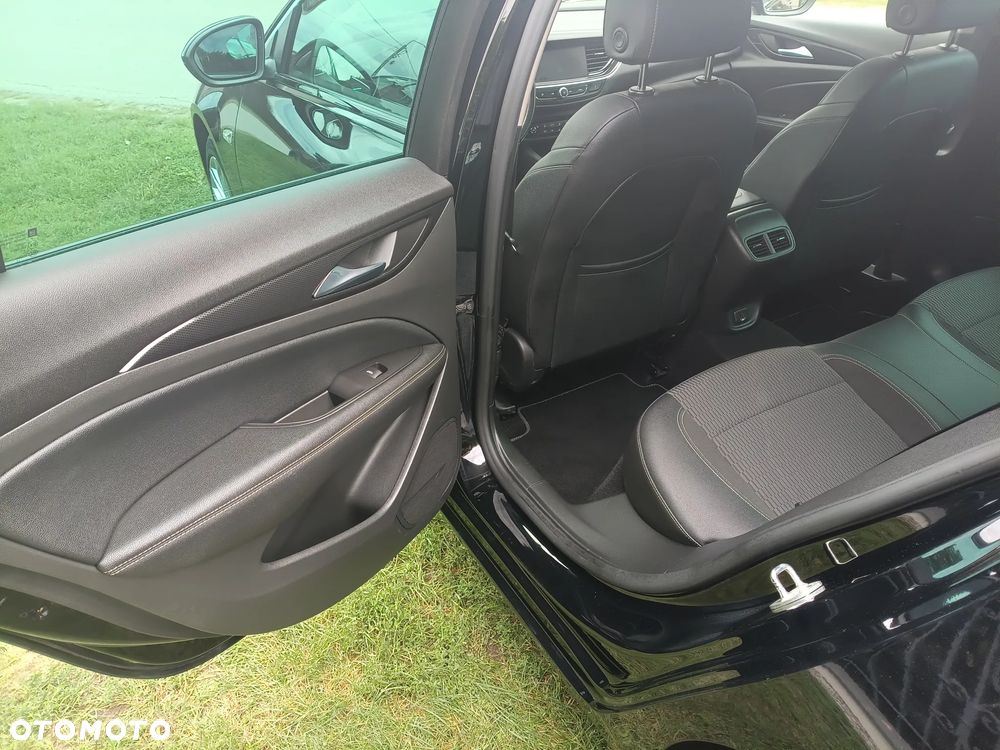 Opel Insignia 2.0 T Business Elegance S&S - 23