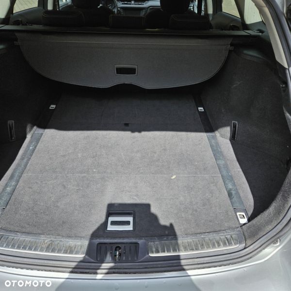 Toyota Avensis 2.0 D-4D Prestige - 9