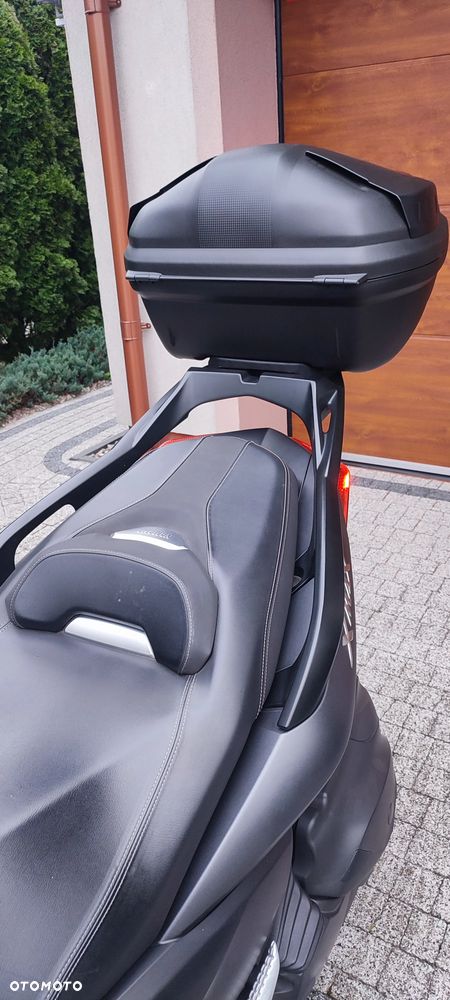 Yamaha X-max - 7