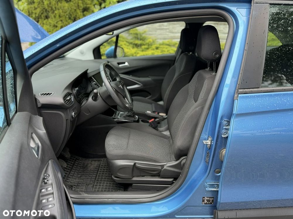 Opel Crossland X - 12