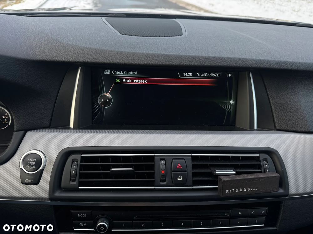 BMW Seria 5 528i xDrive - 21