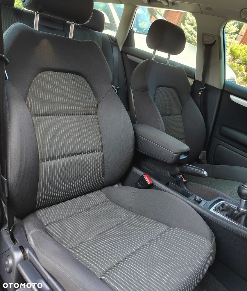 Audi A4 Avant 2.0 TDI - 8