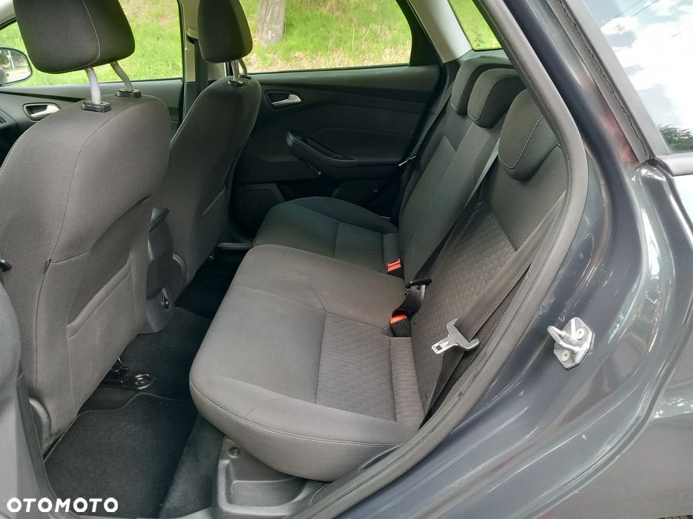 Ford Focus 1.6 TI-VCT Champions Edition - 14