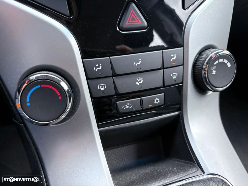 Chevrolet Cruze 1.6 LS - 46