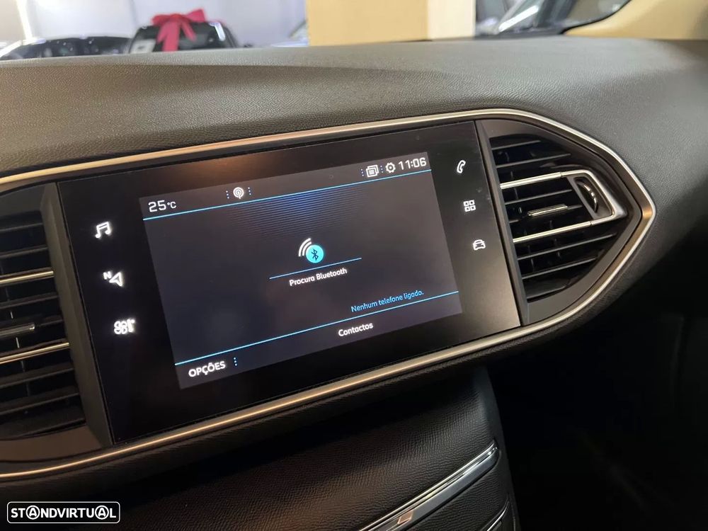 Peugeot 308 1.2 PureTech Style J17 - 29