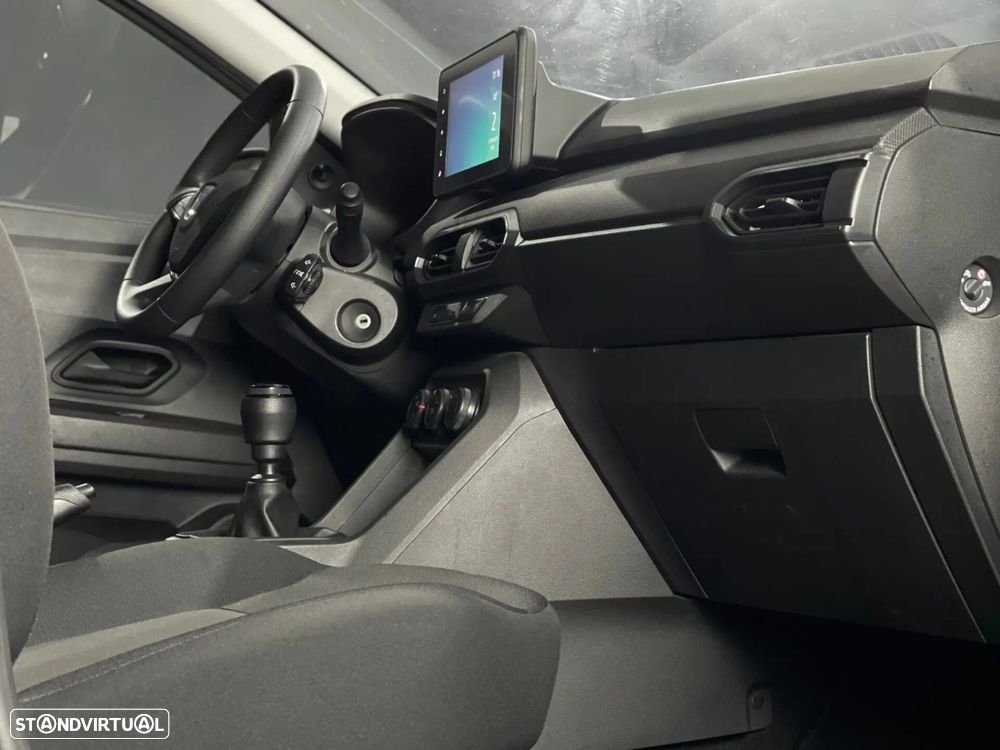Dacia Sandero 1.0 SCe Essential - 4