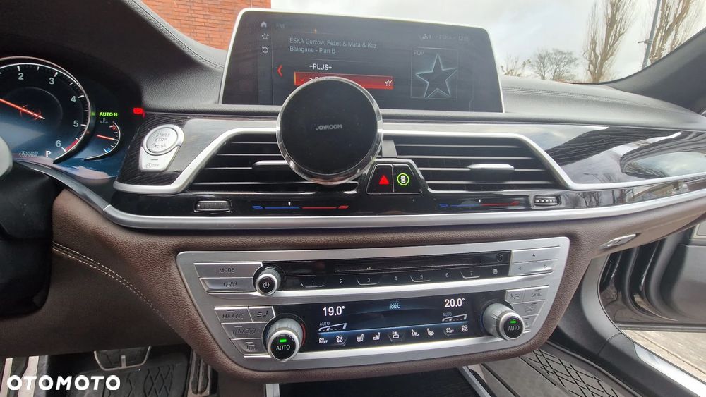 BMW Seria 7 740d xDrive - 20