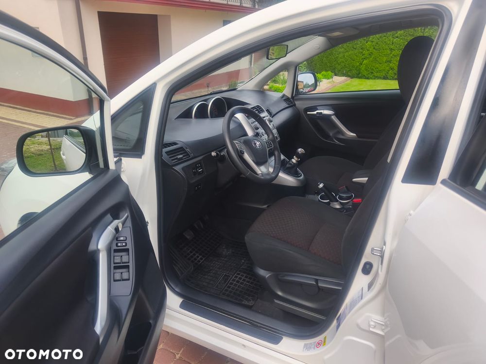 Toyota Verso 1.8 7-Sitzer Comfort - 10