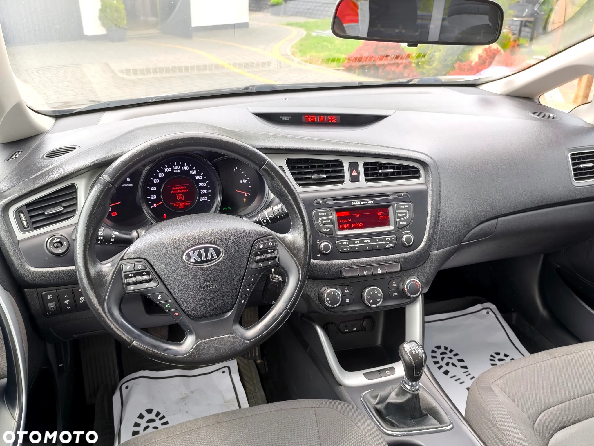 Kia Ceed - 30