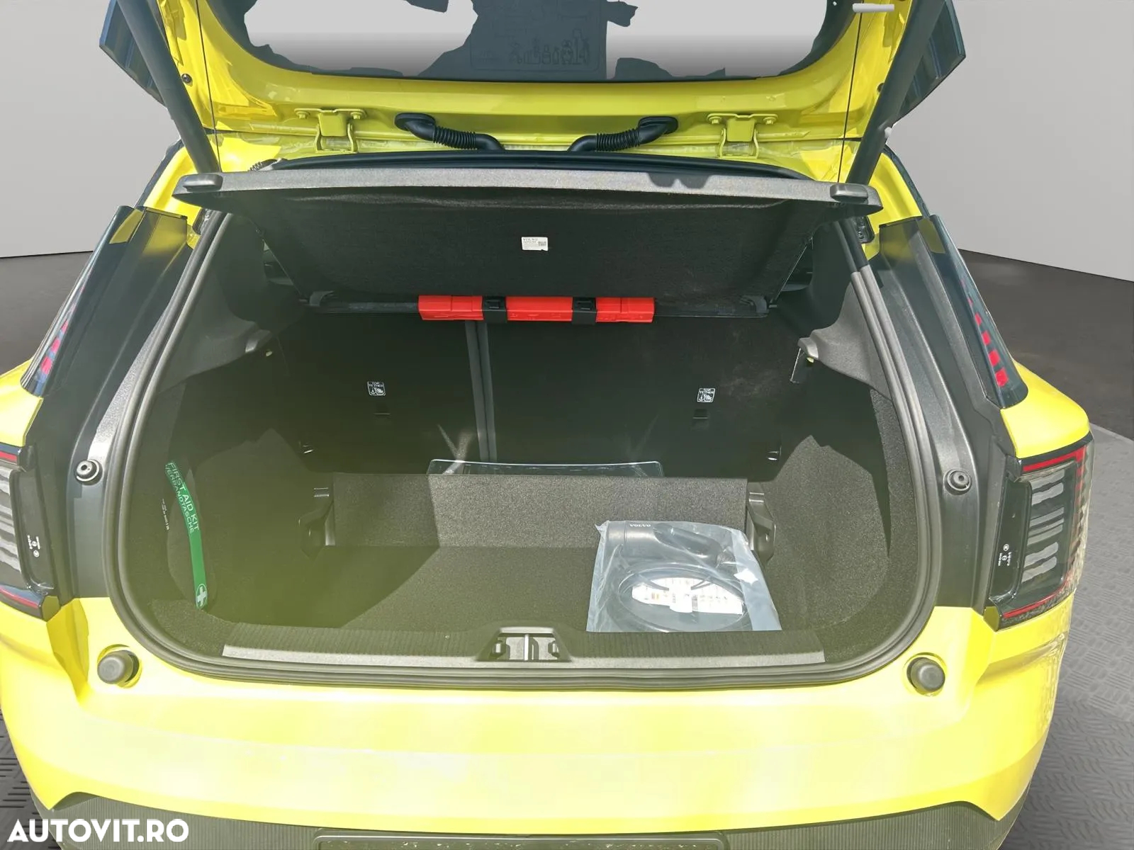 Volvo EX30 - 15