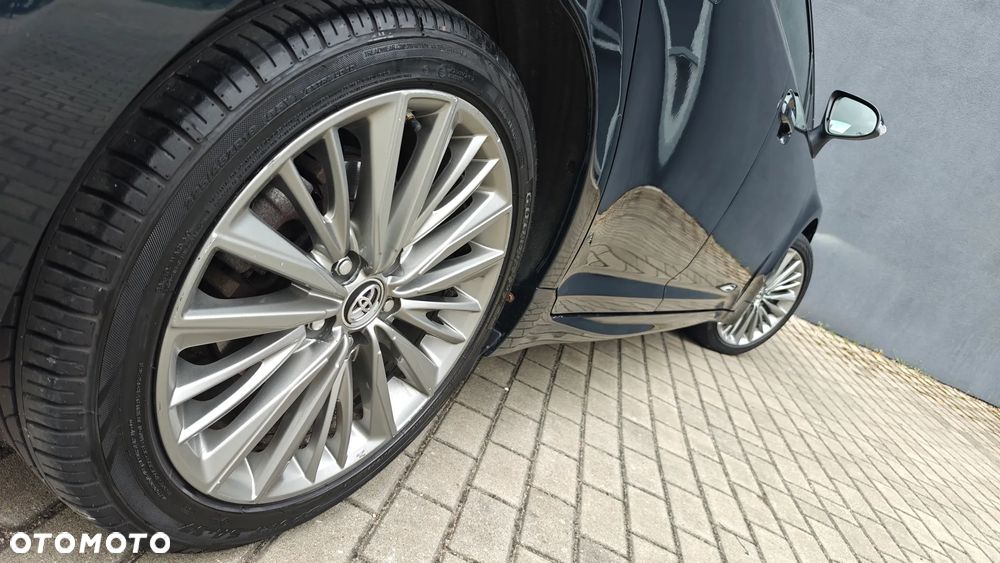 Toyota Avensis 2.0 D-4D Prestige - 22