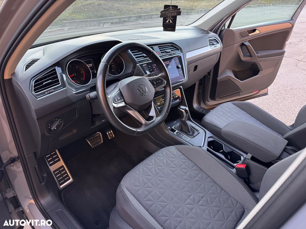 Volkswagen Tiguan 2.0 TDI SCR DSG R-Line - 22