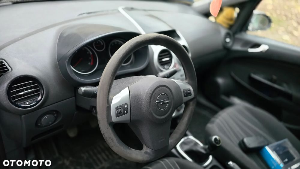 Opel Corsa 1.2 16V - 5