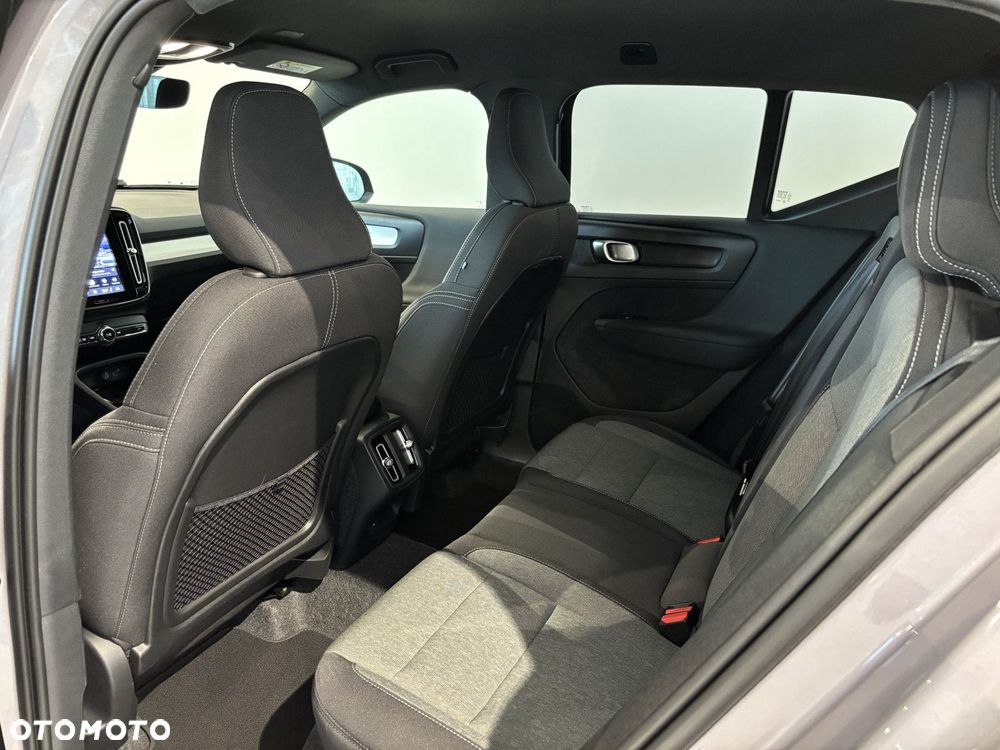 Volvo XC 40 - 23