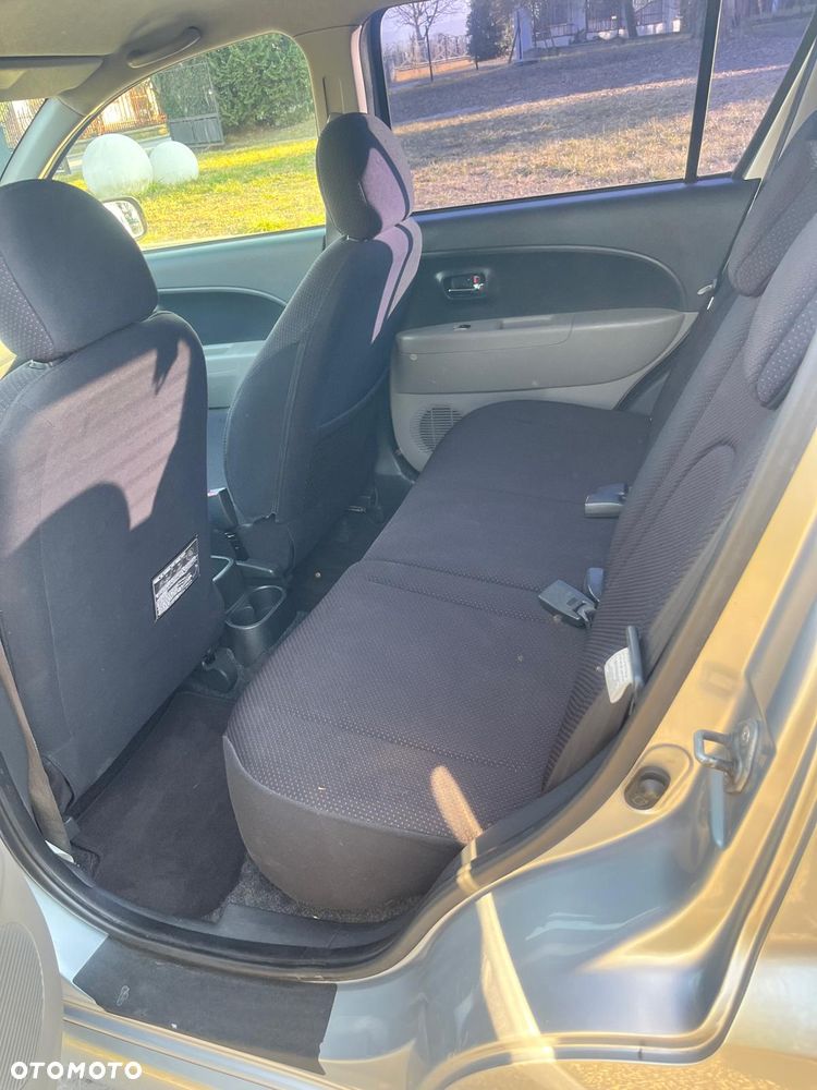 Daihatsu Sirion 1.3 - 17