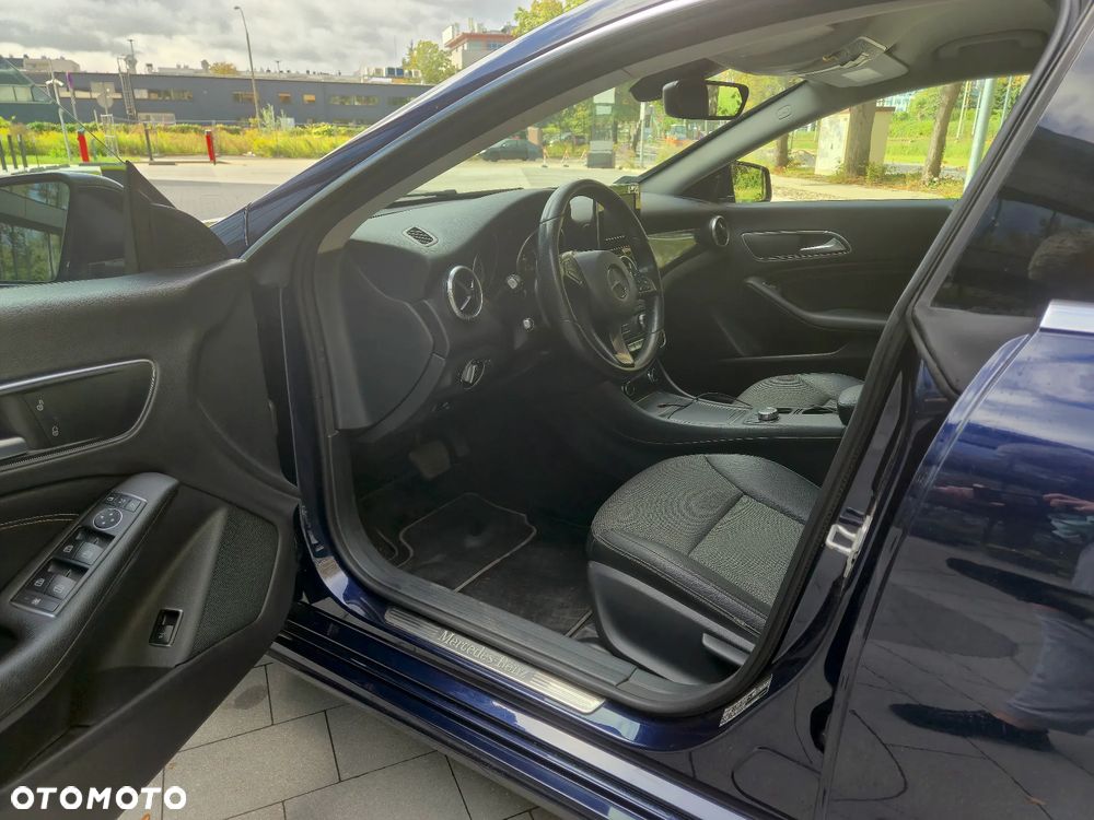 Mercedes-Benz CLA 180 d 7G-DCT - 8