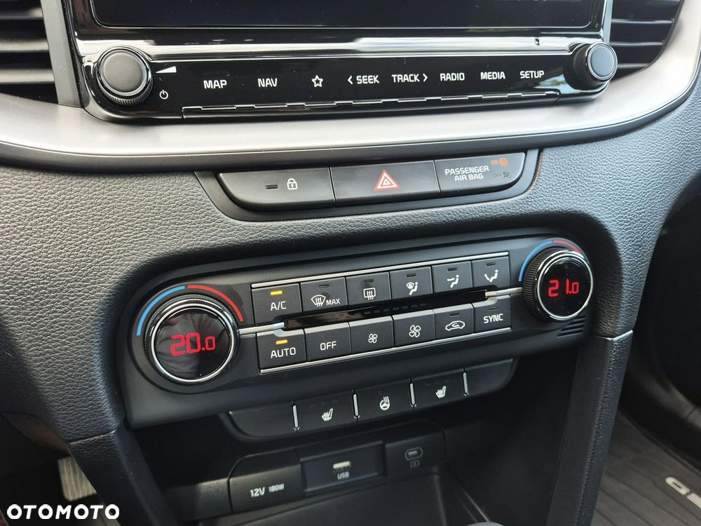 Kia XCeed 1.5 T-GDI M DCT - 33