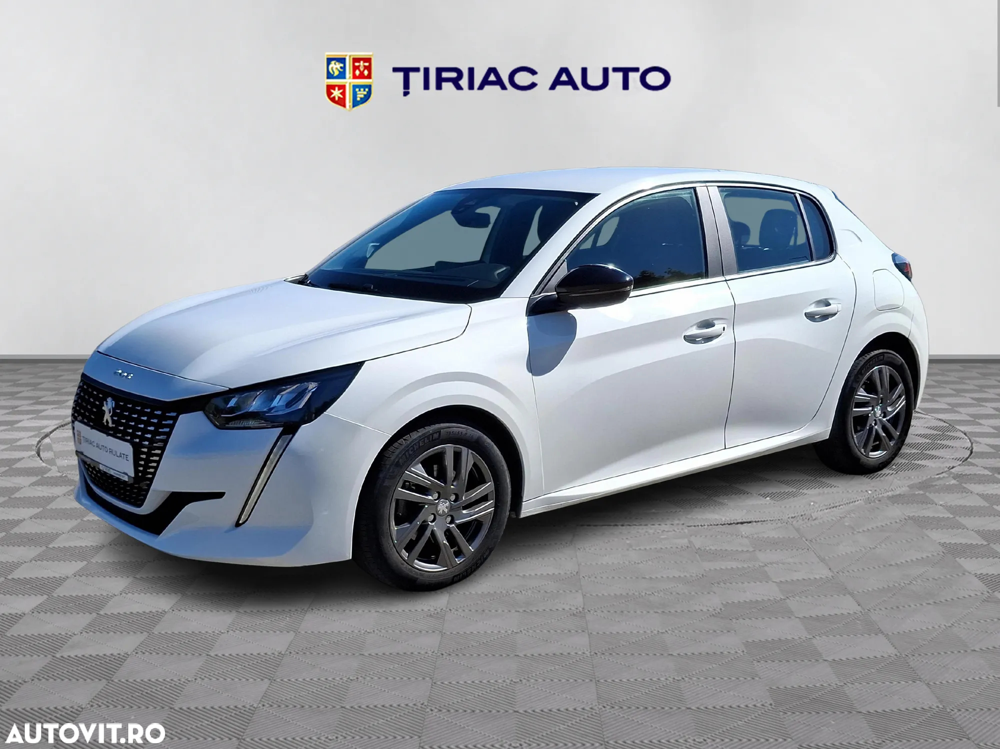Peugeot 208 - 2