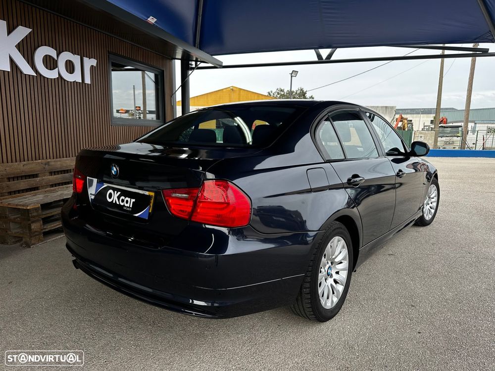 BMW 318 d Dynamic - 9