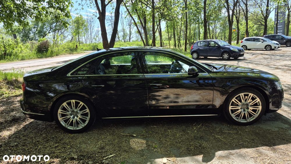 Audi A8 - 6