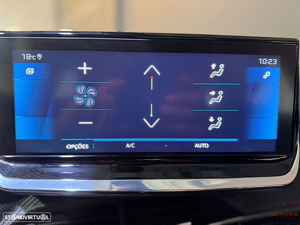 Peugeot 2008 1.2 PureTech Allure Pack - 30