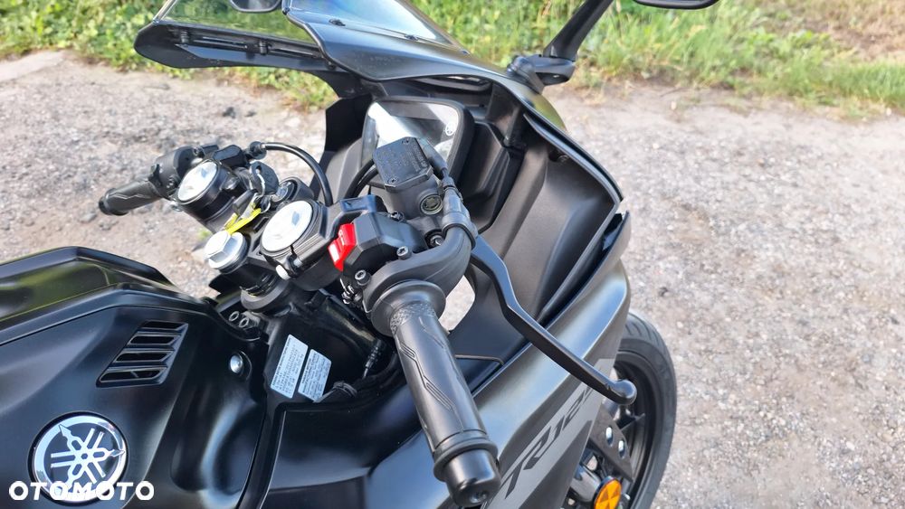 Yamaha YZF - 30
