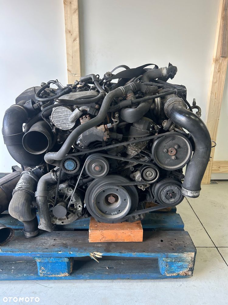 SILNIK Mercedes 2.7 CDI  OM612 183kw kompletny 167tys swap na sprinter - 1