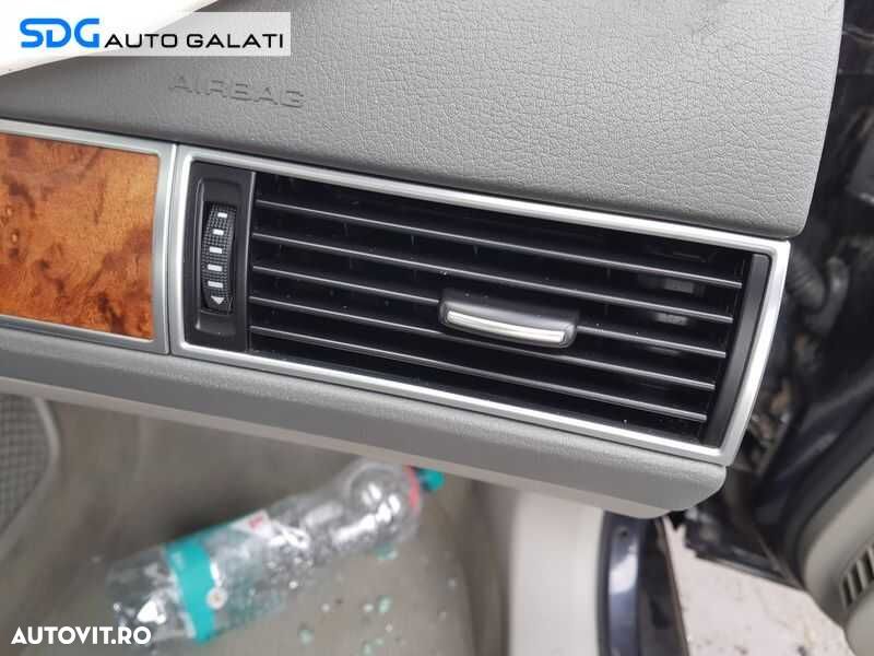 Grila Ventilatie Aerisire Bord Dreapta Audi A6 C6 2004 - 2011 - 1
