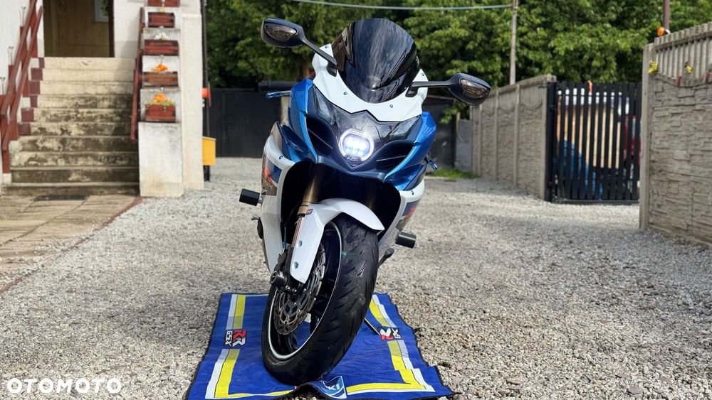 Suzuki GSX-R - 4