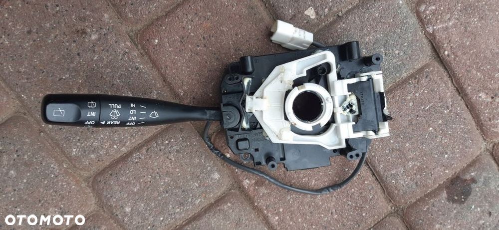 Suzuki Jimny Przełącznik Zespolony Świateł Wycieraczek