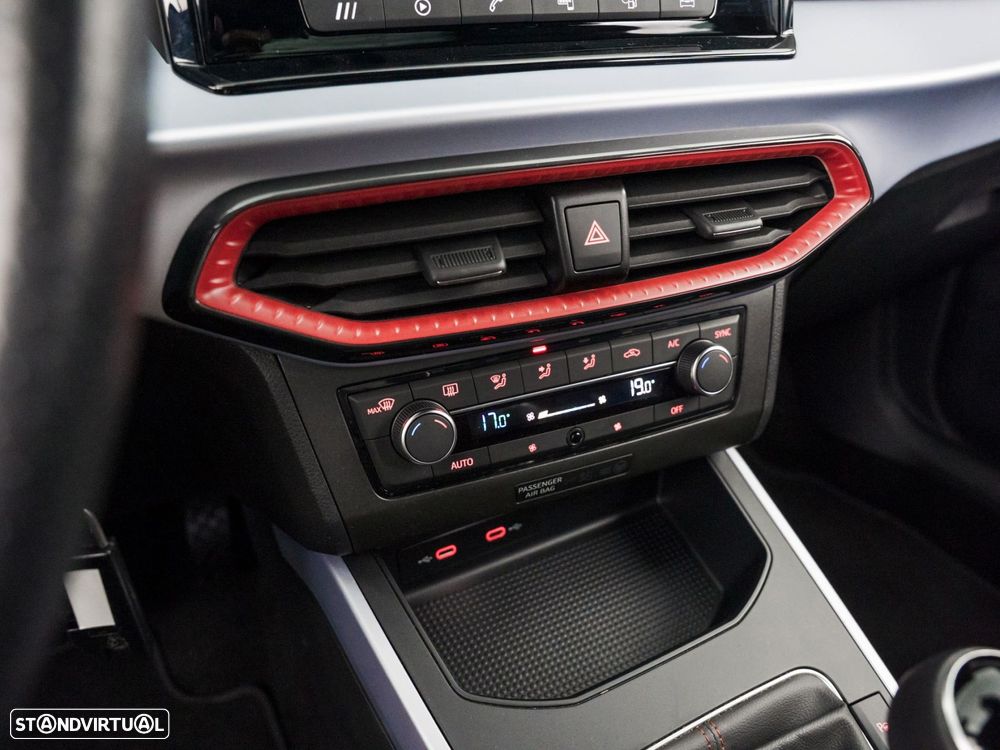 SEAT Arona 1.0 TSI FR - 26