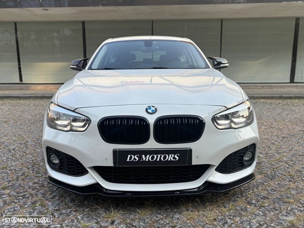 BMW 120 d xDrive Advantage — fotografia 2