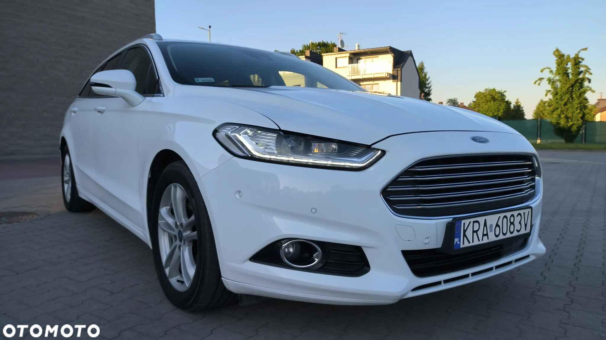 Ford Mondeo Turnier 2.0 TDCi Start-Stopp PowerShift-Aut Titanium - 22