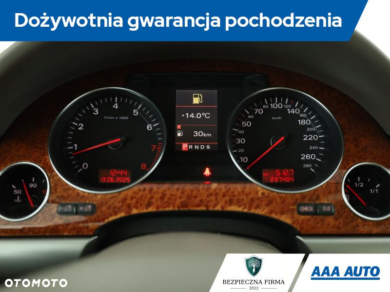 Audi A8 - 9