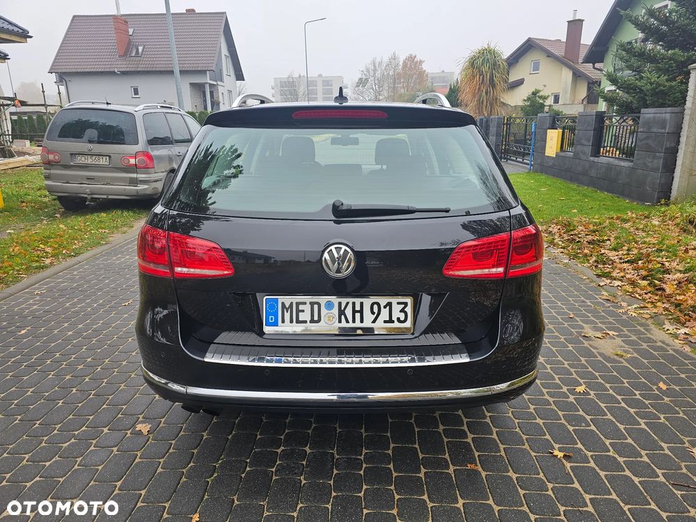 Volkswagen Passat Variant 2.0 TDI DSG BlueMotion Technology Highline - 5
