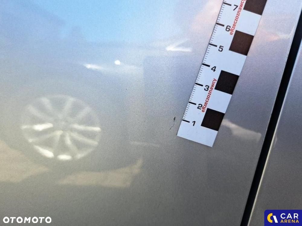 Volkswagen Passat - 21