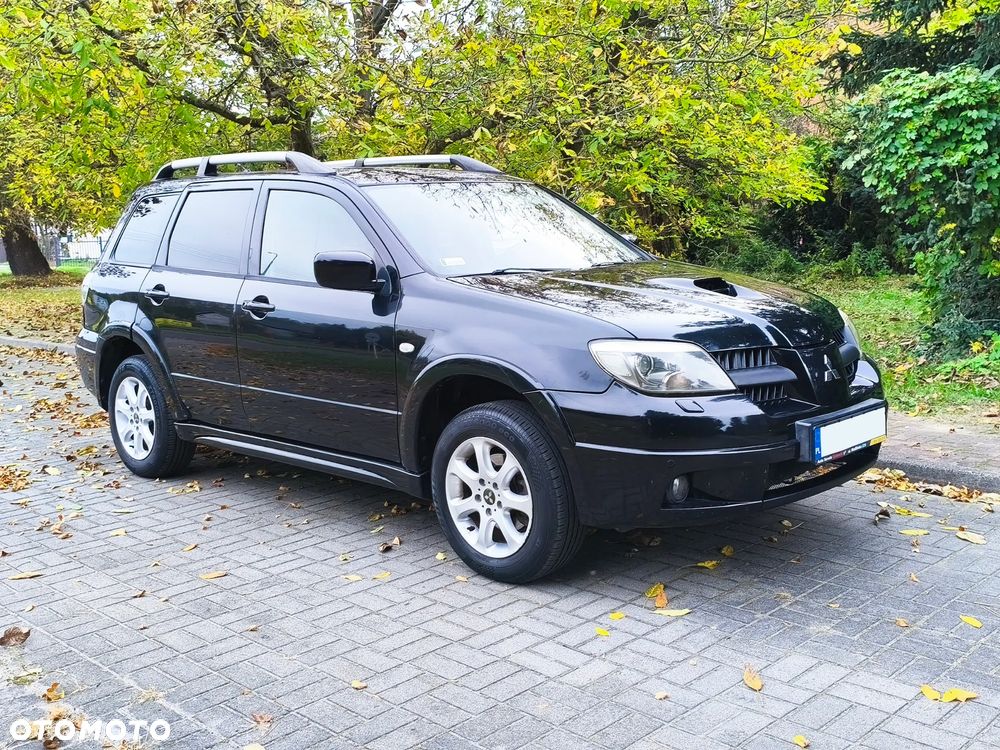 Mitsubishi Outlander 2.0 Turbo - 21